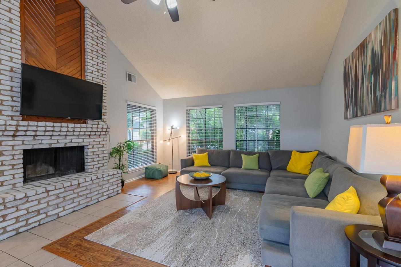 Fun 'N Sun Heated Pool & Gameroom By Fiesta Texas 샌안토니오 외부 사진