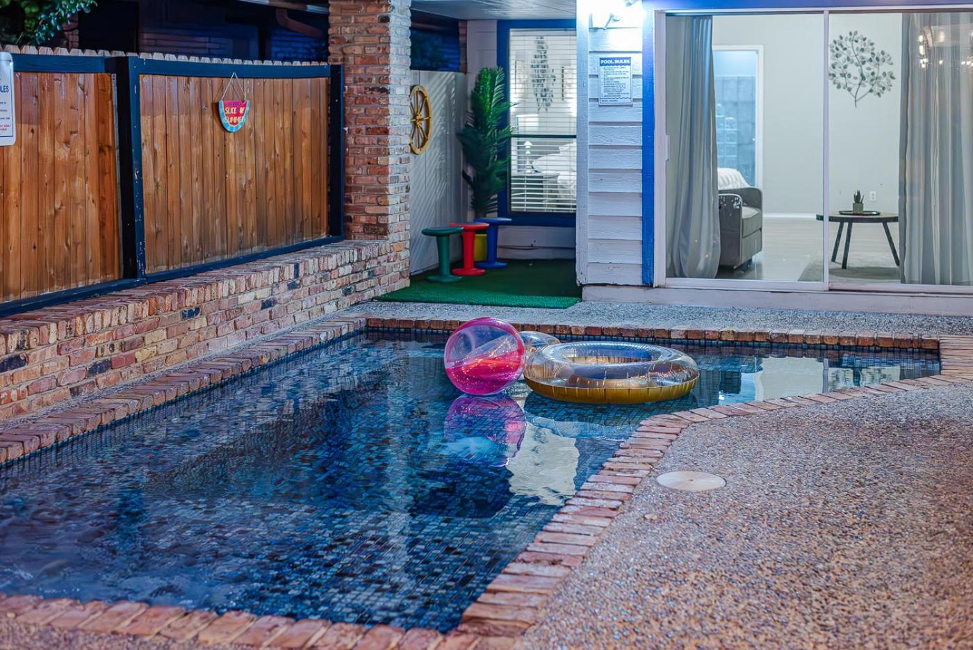 Fun 'N Sun Heated Pool & Gameroom By Fiesta Texas 샌안토니오 외부 사진