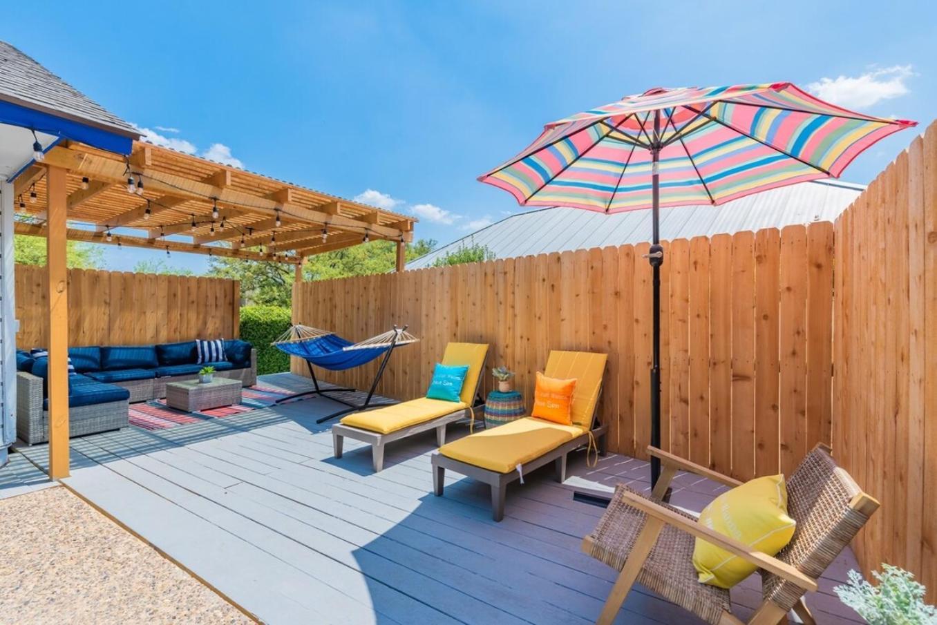 Fun 'N Sun Heated Pool & Gameroom By Fiesta Texas 샌안토니오 외부 사진